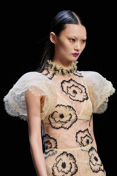 Look 102